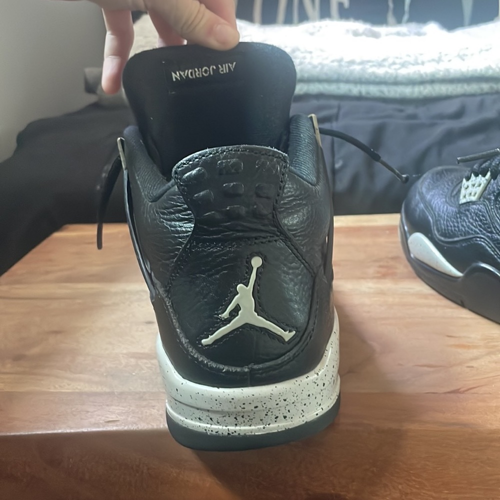 Jordan 4 Oreos - Picture 4 of 4